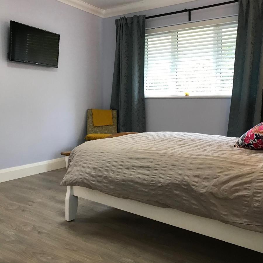 Carney Apartment Ардара Екстериор снимка