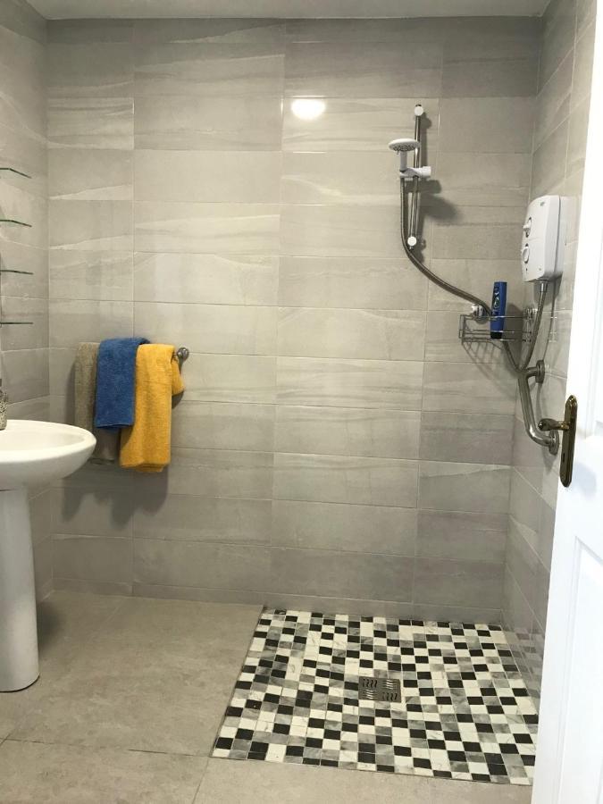 Carney Apartment Ардара Екстериор снимка